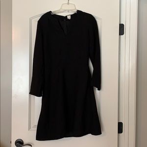 Dress Gap black bell sleeve size 4Tall